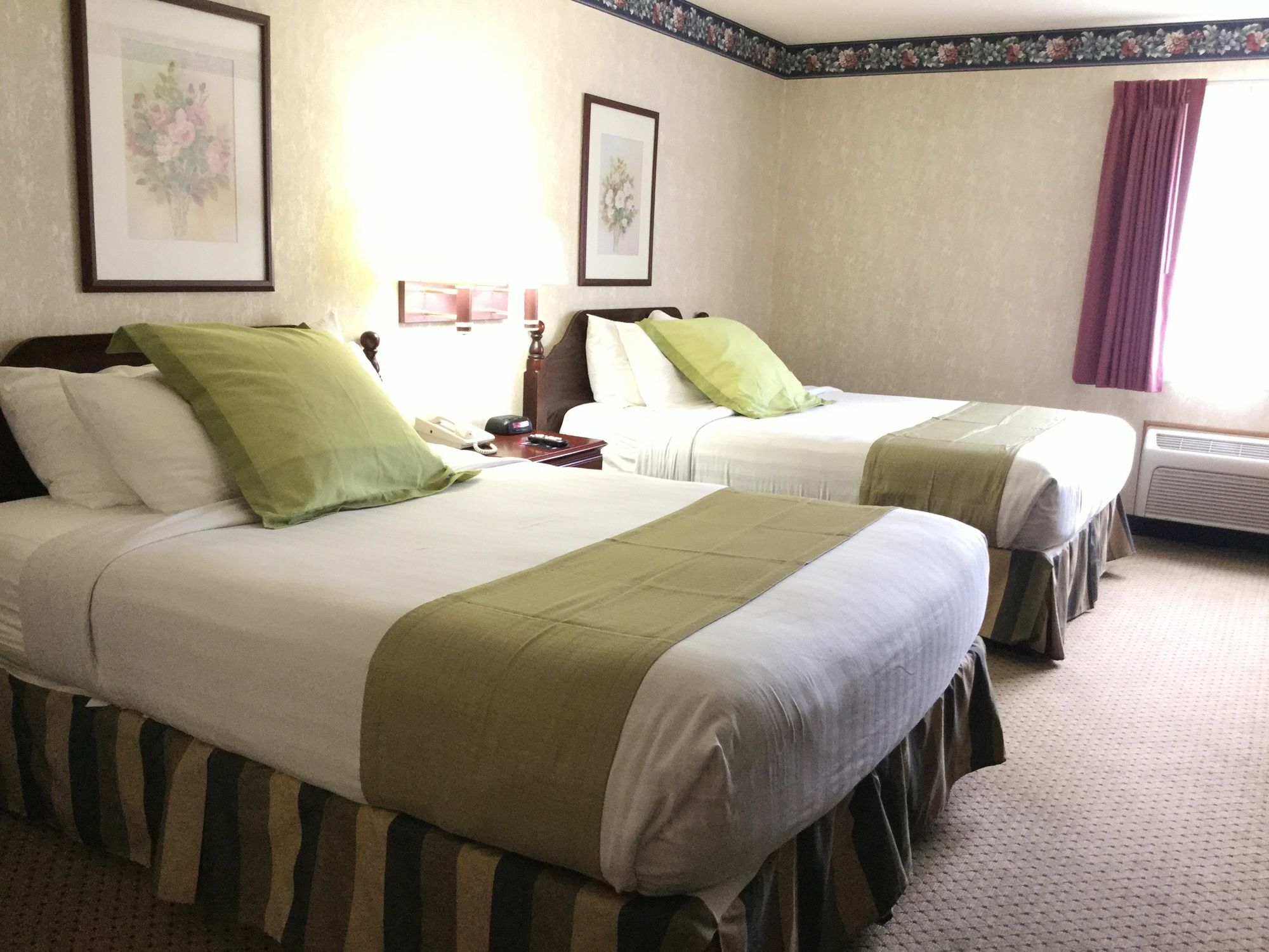 Americas Best Value Inn And Suites Saint Charles Exterior foto
