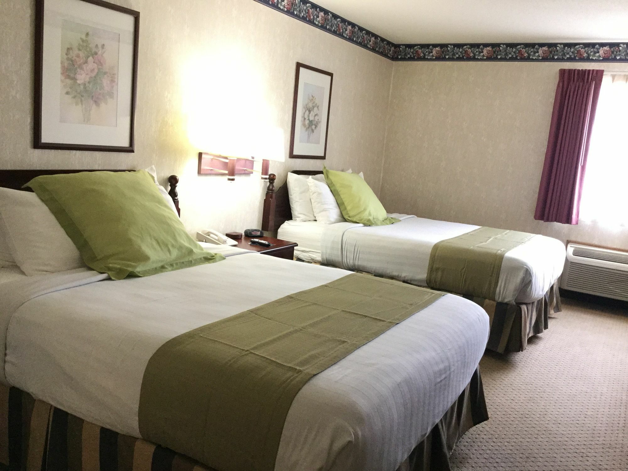 Americas Best Value Inn And Suites Saint Charles Exterior foto
